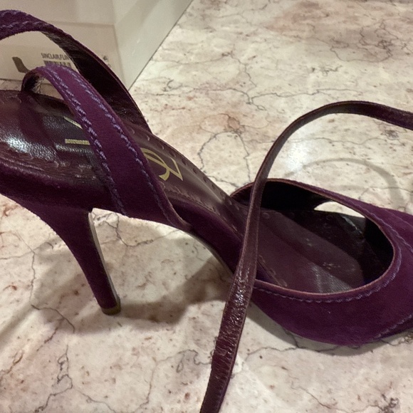 YSL shoes heels 👠 Size 6.5 Burgundy. - Picture 3 of 3